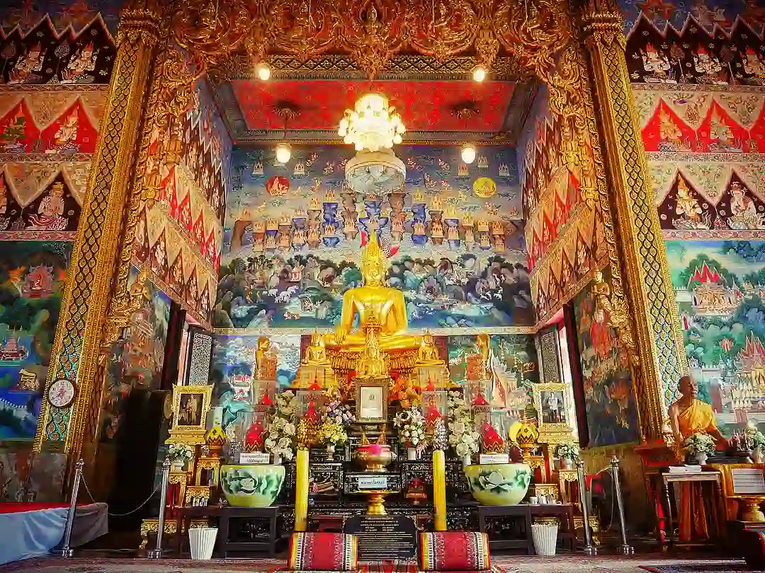 Wat Chulamanee Amphawa