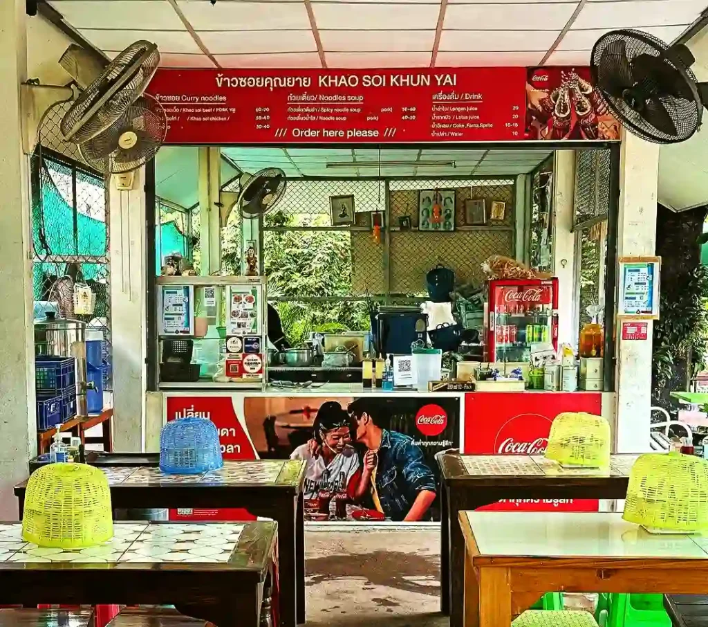 Khao Soi Khun Yai Chiang Mai: A Must-Visit for Thai Food Lovers 87